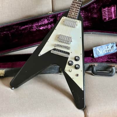 Gibson Flying V 1975 – Ebony – 100% Original – No Breaks – OHSC & Case Key image 11