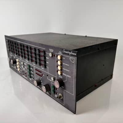 Soundcraftsmen SP4002 Signal Processing Preamplifier image 7