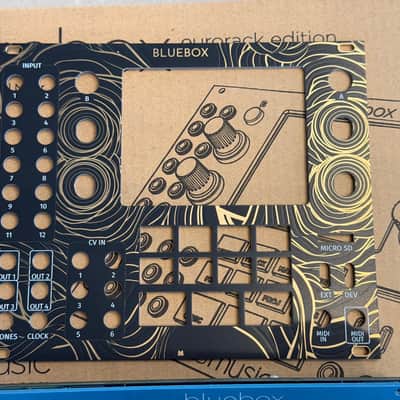 1010MUSIC BLUEBOX Eurorack Compact Digital Mixer - with extra Black panel image 3