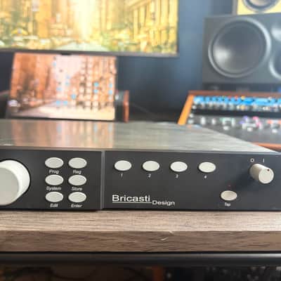 Bricasti Design M7 Reverb 2010s + M10 remote - Black image 3