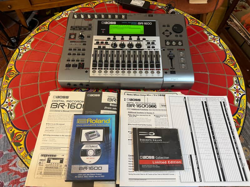 Boss BR-1600 CD Version 2 Digital Recorder MINT image 1