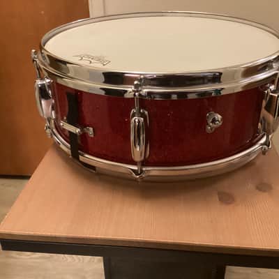 Slingerland No. 161 Deluxe Student Model 5.5x14" 6-Lug Snare Drum with Stick-Saver Hoops 1964 - Red Sparkle image 4