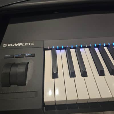 Native Instruments Komplete Kontrol S88 MKii 2020 - Present - Black image 6