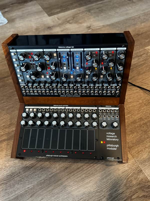 Pittsburgh Modular Voltage Research Laboratory 2019 - 2021 - Black image 1