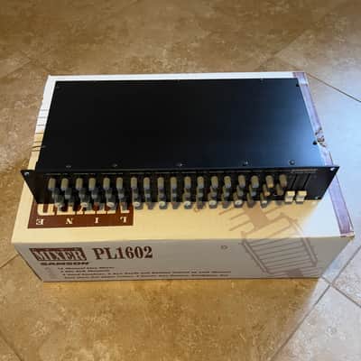 Samson PL1602 - 16 Channel Rack-mountable Line Mixer image 11