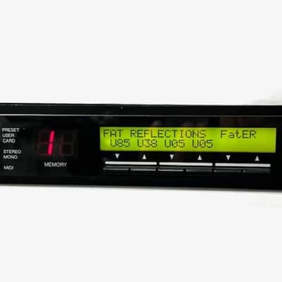 Yamaha SPX990 Professional Multi-Effect Processor 1990s - Black TGHM image 10