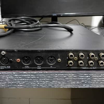 Roland S-330 Digital Sampler 1987 - 1988 Black image 3