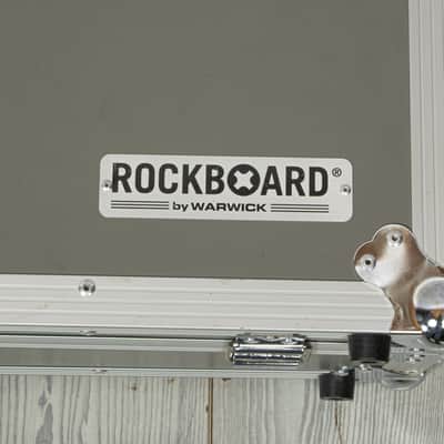 Rockboard by Warwick - Cinque 5.2 16x24 Pedalboard w/Flight Case - USED image 3