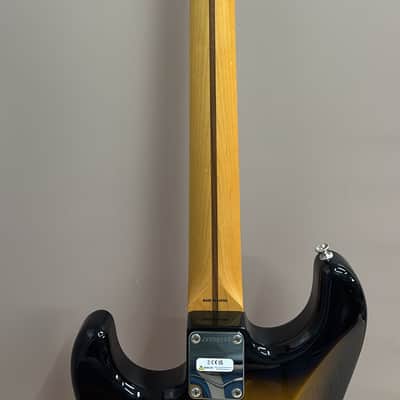 FENDER JV Modified ’50s Stratocaster HSS 2 - Color Sunburst (Made in Japan) - W/bag image 9