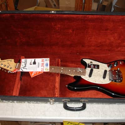 Vintage Fender Mustang Electric Guitar Case, Black with Oxblood Interior image 20