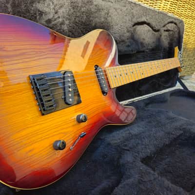 Charvel The Legend / Model 7 SS with Maple Fretboard 1986 - 1989 - Sunburst image 4