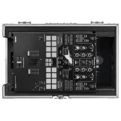 Odyssey FZ10MIXXD Universal 10" DJ Mix Flight Case w/Extra Deep Rear Compartment image 5