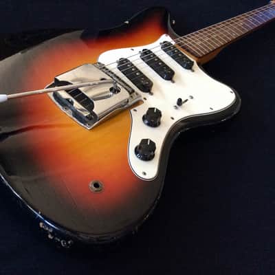 VINTAGE 1967 DOMINO SPARTAN 3 TONE SUNBURST MADE IN JAPAN MATSUMOKU  UPGRADED FENDER N3 SINGLE COIL image 10