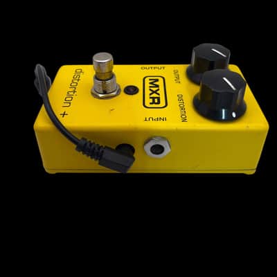 MXR M104 Distortion + 1995 - Present - Yellow X7003 image 2