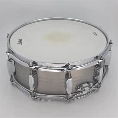 Used Ludwig Heirloom Stainless Steel Snare Drum 14x5.5 - Good image 2