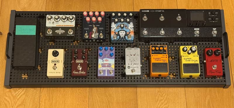 John Frusciante Pedalboard (Triungulo, Mxr, Boss, Ibanez, Line 6) image 1