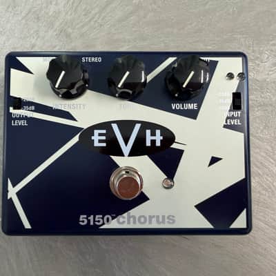 MXR EVH30 5150 Chorus 2018 - Present - Blue/Cream image 2