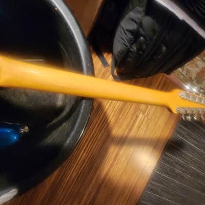 Fender Strat XII 2004/5 - Lake Placid Blue image 5