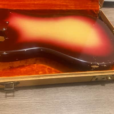 Fender Duo-Sonic 1963 Sunburst with OHSC image 10
