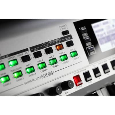 Korg i3 61-Key Arranger Keyboard (Silver) image 5