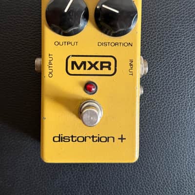 MXR M104 Distortion + 1995 - Present - Yellow image 1