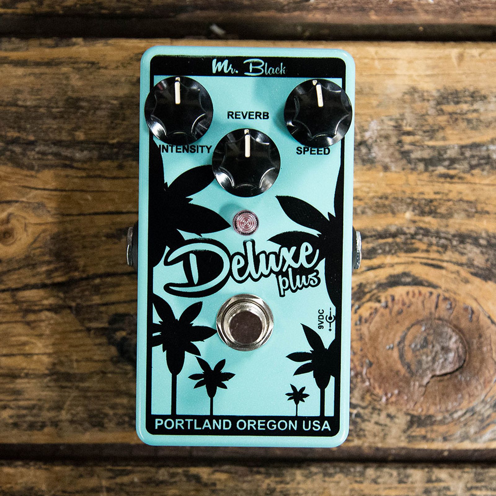 【専用】Mr. Black Deluxe Plus (リバーブ&トレモロ) Mr. Black / Deluxe Plus (エフェクター/リバーブ、トレモロ)(送料無料