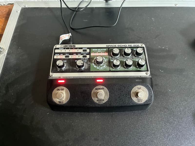Boss RE-202 Space Echo