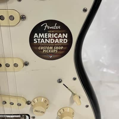 Fender American Standard Stratocaster with Maple Fretboard 2013 - Black image 4