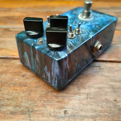 Rockbox Baby Blues 2011 Hand Painted- Blue image 3