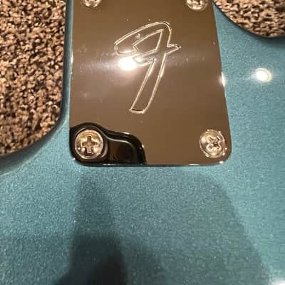 1995 Fender Stratocaster (Made in Mexico) – Blue – Fender Gig Bag + NEW Pearl Pickguard – Clean Player image 16