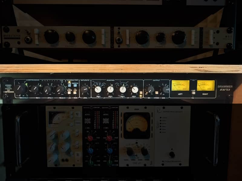 Drawmer 1978 Stereo Tone Shaping Compressor image 1