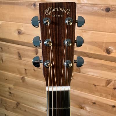 Martin D-35 Acoustic Guitar - Natural image 3