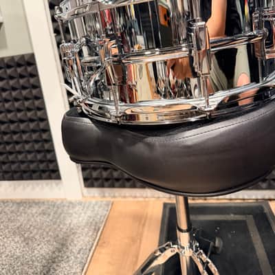 Ludwig **A STOCK!** LM402 Supraphonic 6.5x14" 10-Lug Aluminum Snare Drum 1985 - Present - Chrome-Plated image 3