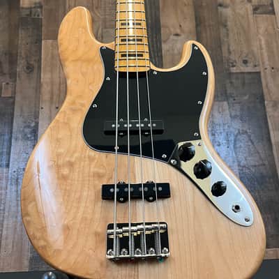 Fender Classic Vibe 70's Jazz Bass 2020 - Natural image 3