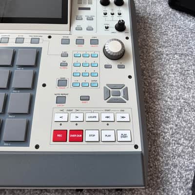 Akai MPC X SE + Decksaver + MPK Mini II + Carry Case Bundle image 7