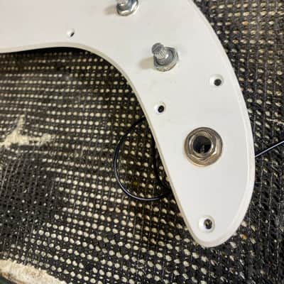 Squier Affinity Bronco Bass Loaded Pickguard image 2