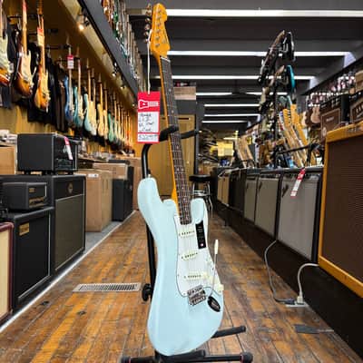 Fender American Vintage II 1965 Stratocaster Electric Guitar Sonic Blue w/Hard Case image 5