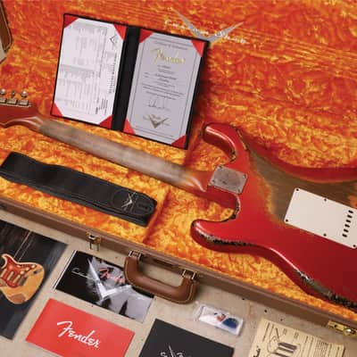 Fender 2021 Custom Shop Masterbuilt Dale Wilson '61 Stratocaster Heavy Relic in Melon Candy To Candy Apple Red Over 3-Tone Sunburst image 4