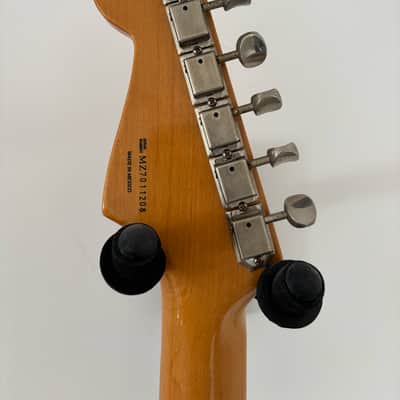 Fender Classic Player '60s Stratocaster with Rosewood Fretboard 2007 - 2018 - Sonic Blue image 4