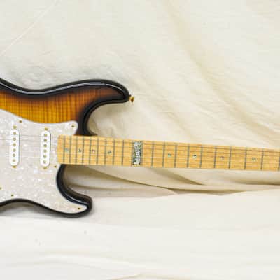 1994 Fender Custom Shop 40th Anniversary Stratocaster - 2-Tone Sunburst (Private Collection) image 5