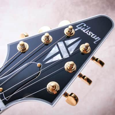 GIBSON USA Custom Shop M2M Flying V Custom "Cobra Burst + Ebony" (2026) image 12