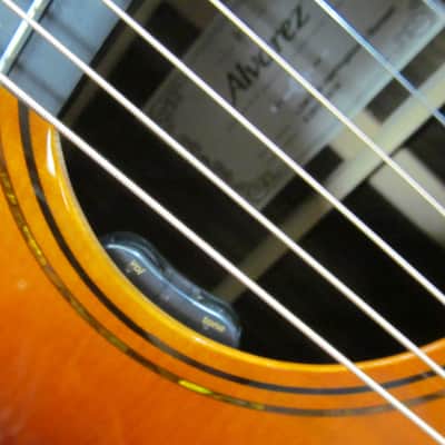 Alvarez LDR70e Herringbone Sunset Laureate Series Dreadnought 12-fret Acoustic-electric Guitar - Sunset image 3