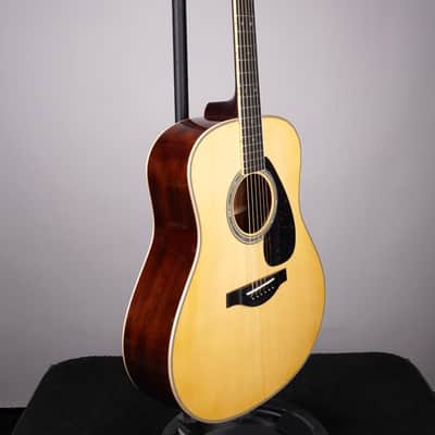 Yamaha LL16M ARE Original Jumbo - Natural image 3
