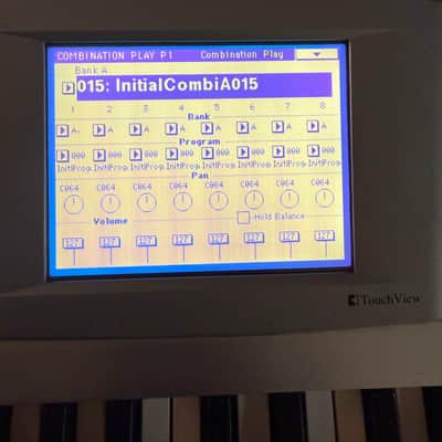 Immagine Korg Trinity V3 Pro 76-Key 32-Voice Polyphonic Workstation 1998 - Silver - 3