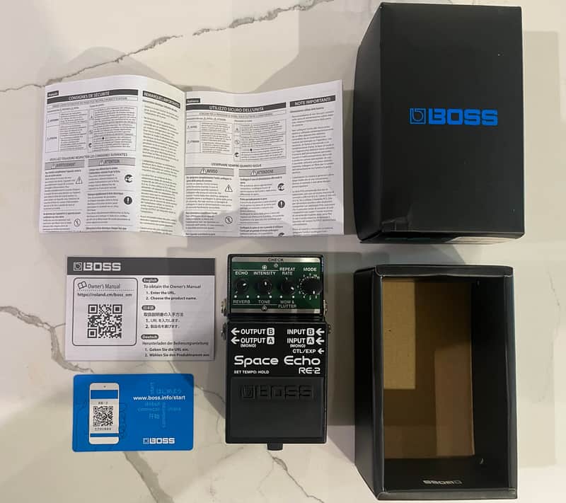 BOSS RE-2 Space Echo Delay/Reverb Pedal 2022 – Excellent / Near Mint – Box & Papers