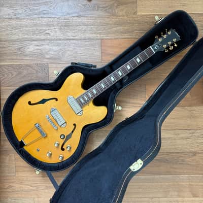 Epiphone USA John Lennon Revolution Casino Natural image 8