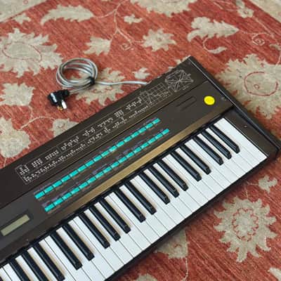YAMAHA DX7 Digital Programmable Algorithm Synthesiser image 4