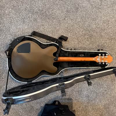 Epiphone Tom DeLonge Signature ES-333 2008 - 2019 - Brown with Cream Stripe image 2