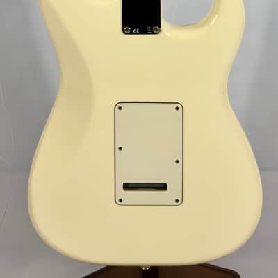 Fender Stratocaster Left Handed MIM Mexico 2011 - Cream image 11