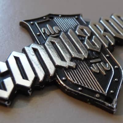 "Conqueror" Guitar Headstock Badge/Emblem/Logo Vintage 1960's Silver/Black N.O.S. image 5